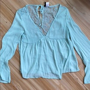 Dainty Pastel blue/green Sheer Long-sleeve top